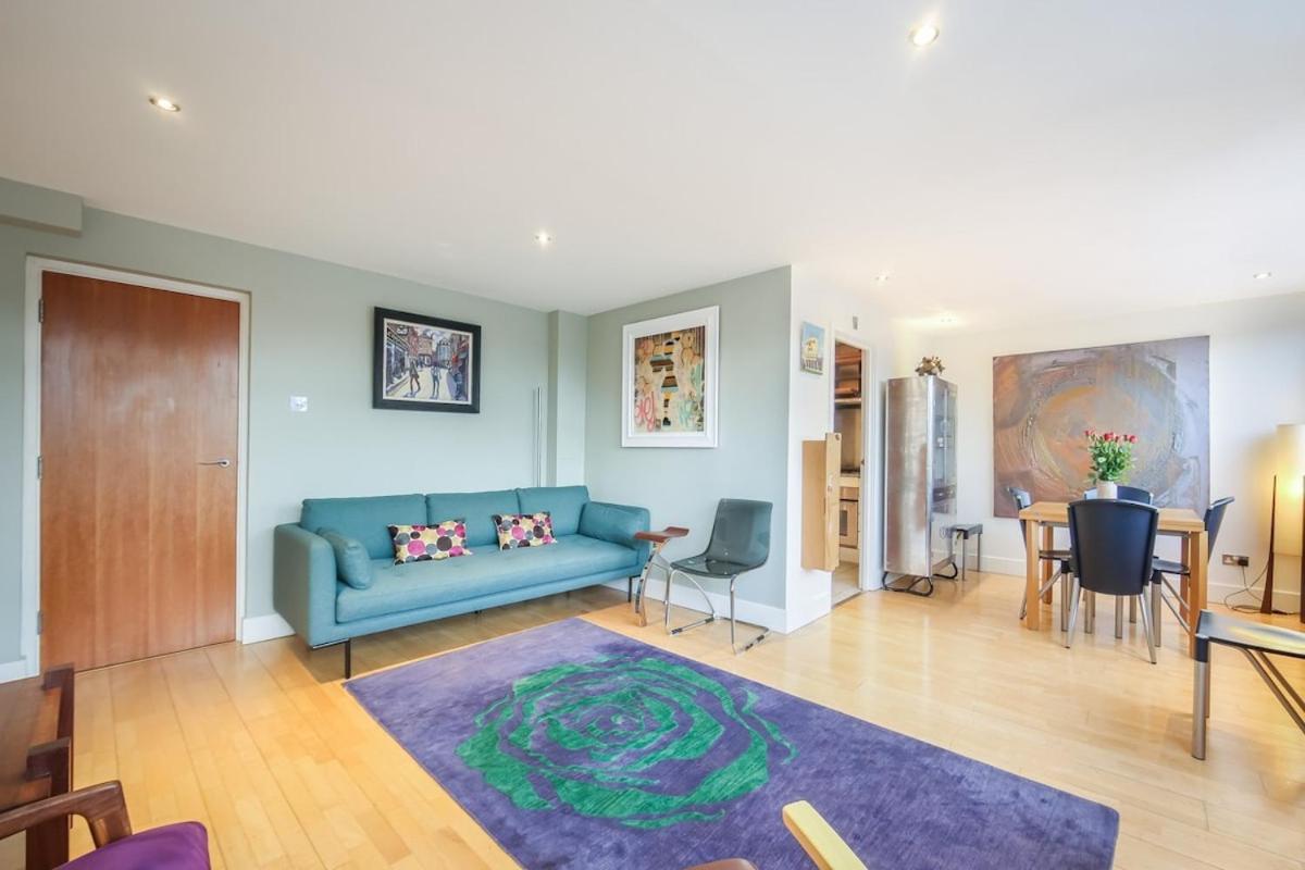 Large Luxurious Private Terrace - For 6