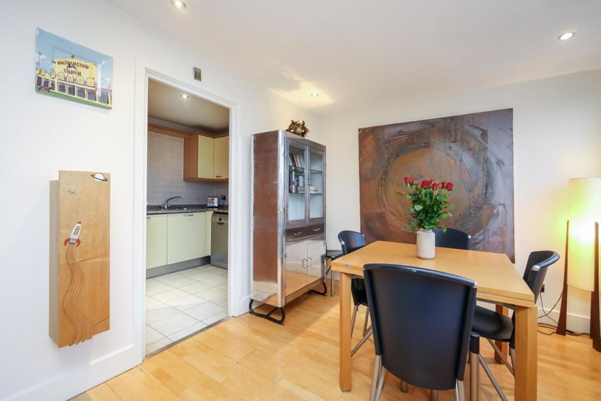 Large Luxurious Private Terrace - For 6